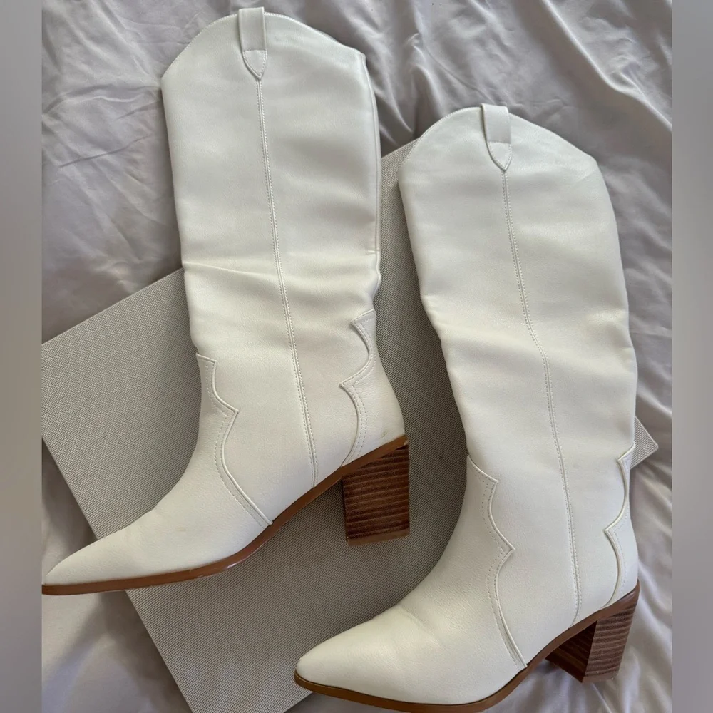 Billini Novena cream tall  boot size 10 - Picture 11 of 12